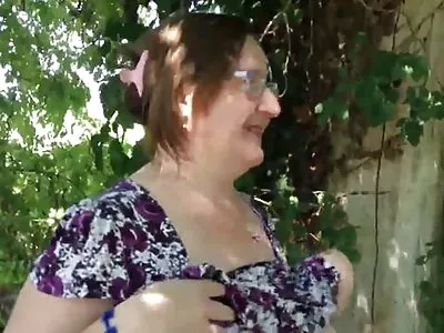 De cele mai multe ori Kelly se femei goale xxx gândește la sex