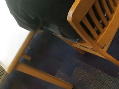 Puiul sex cu femei goale senzual este foarte ocupat