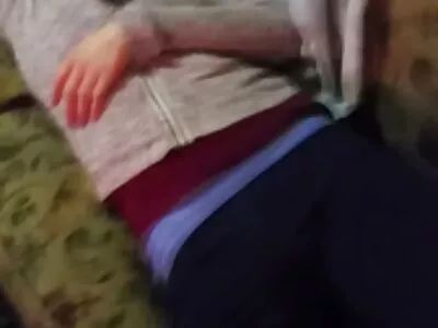 Fetele drăguțe simt că sunt obraznice femei mature goale